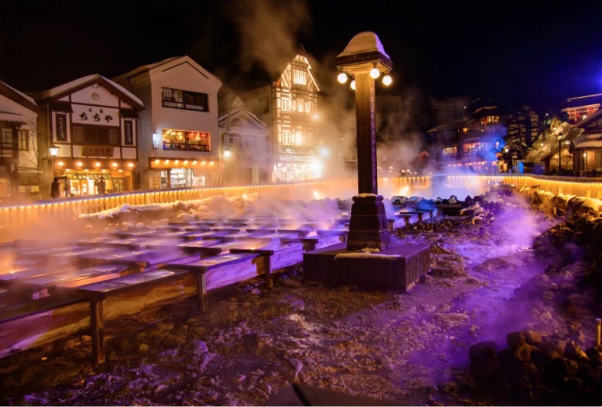 群马县草津是著名的温泉小镇